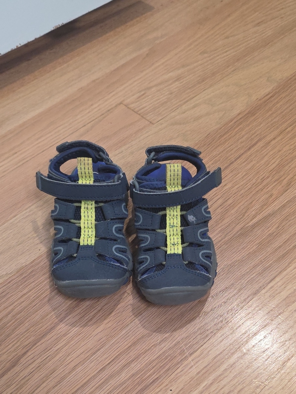 Cat & Jack Navy and Neon Yellow Kids Sport Sandals